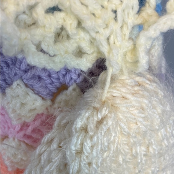 Handmade Crochet Baby Blanket & Hat Set – Pastel Rainbow with Lace Trim - Picture 8 of 10